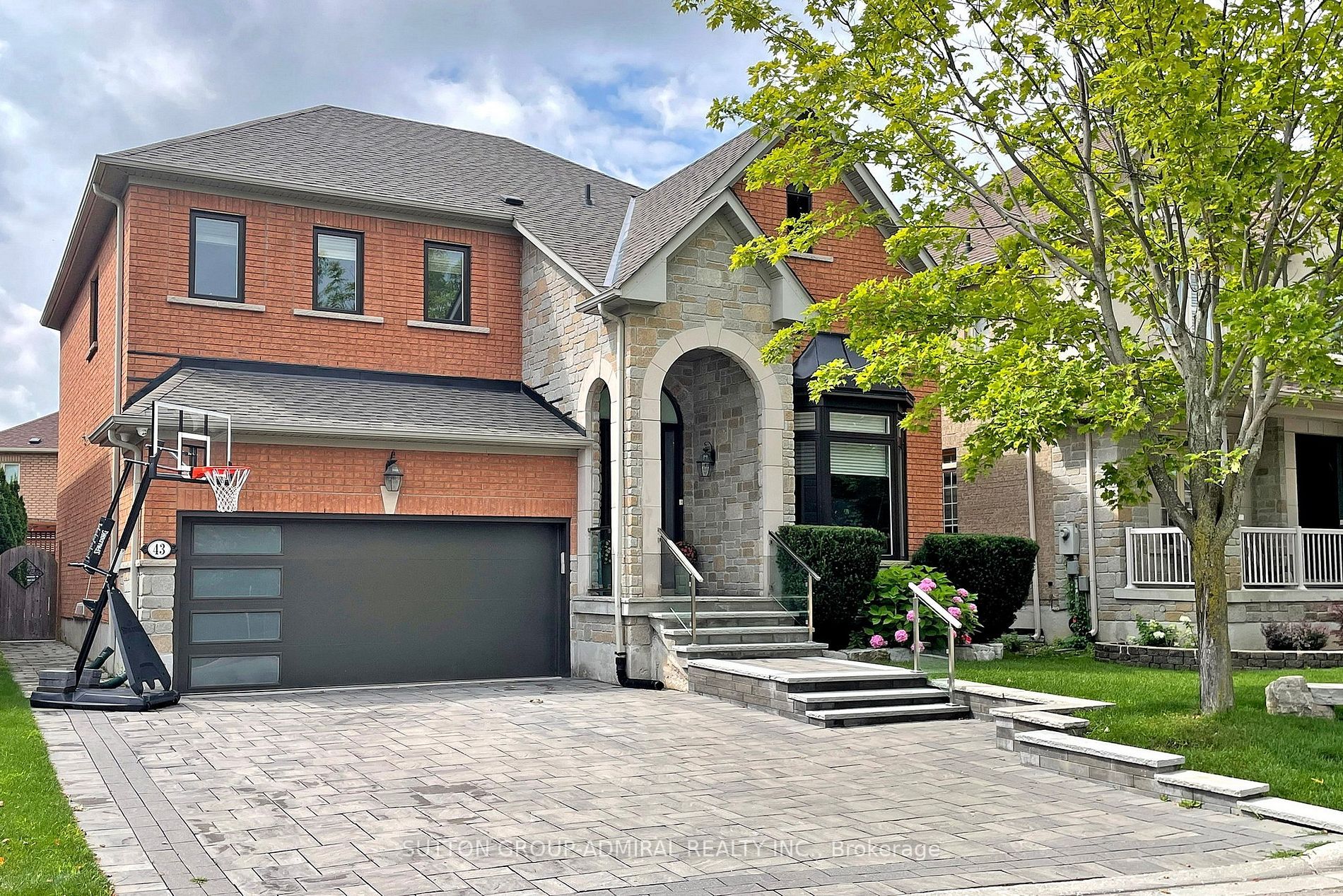 I have sold a property at 43 Basie GATE in Vaughan
